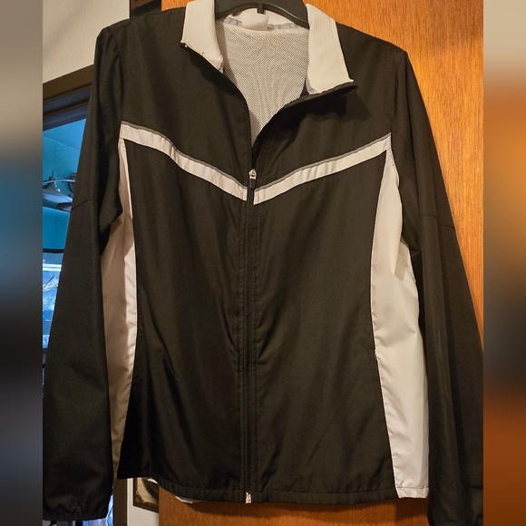 Danskin Now Jackets & Blazers - Danskin Now Black&white Studio/dance Lightweight Jacket SzXL